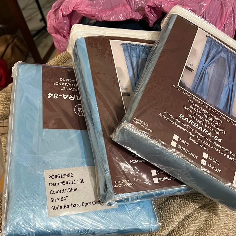 3- 6 Pcs Window Set